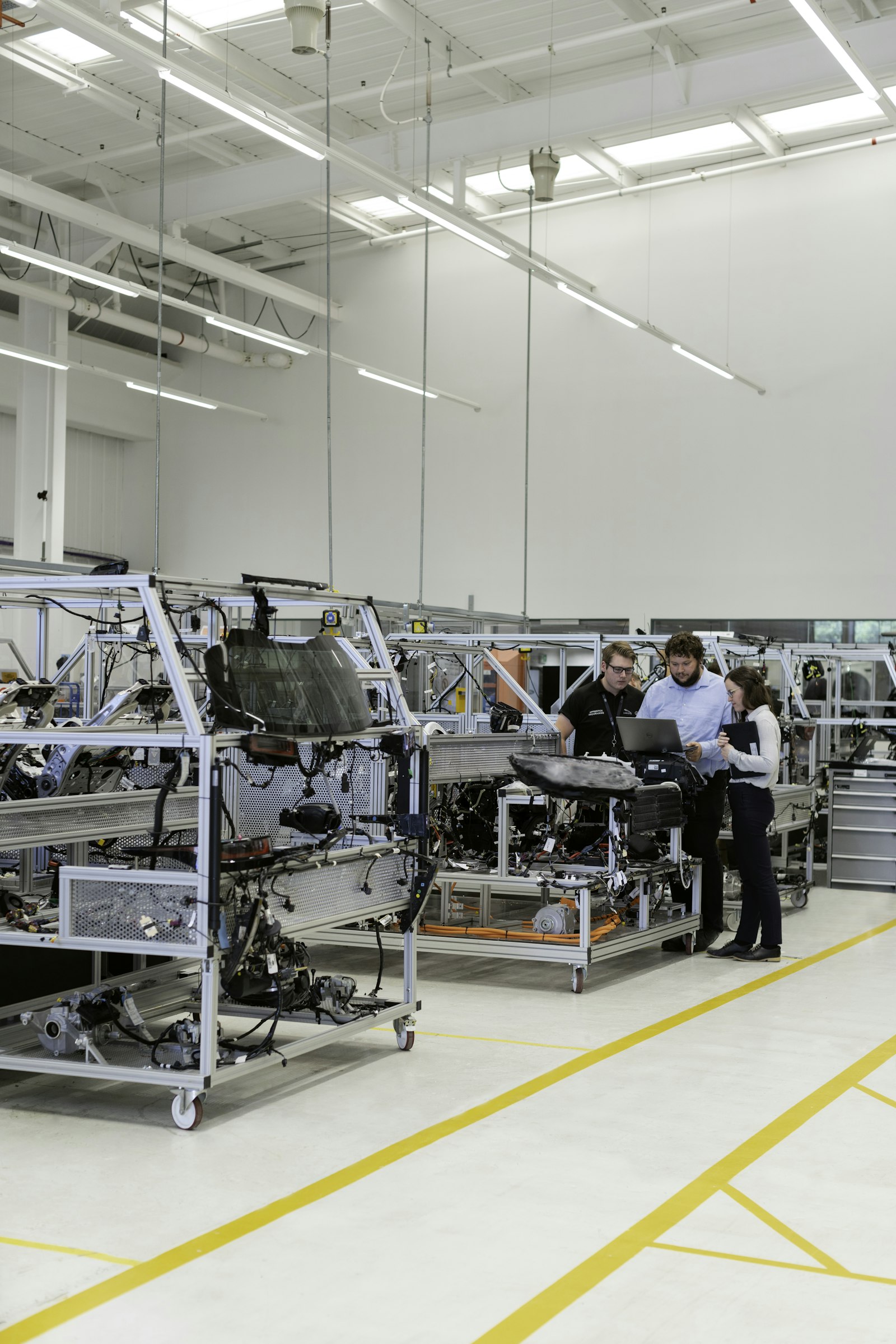Zusammenarbeit in einer industriellen Produktion