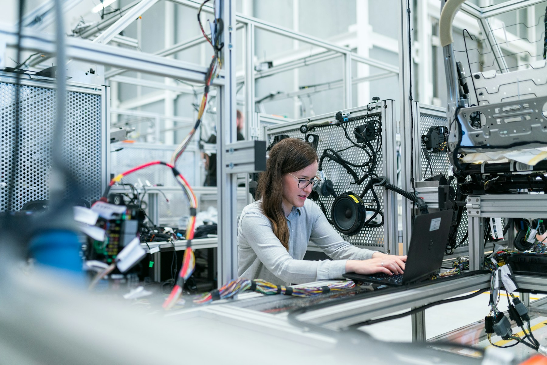 Arbeit an einer industriellen Anlage